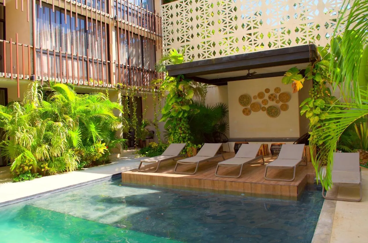 Central Tulum 0*,