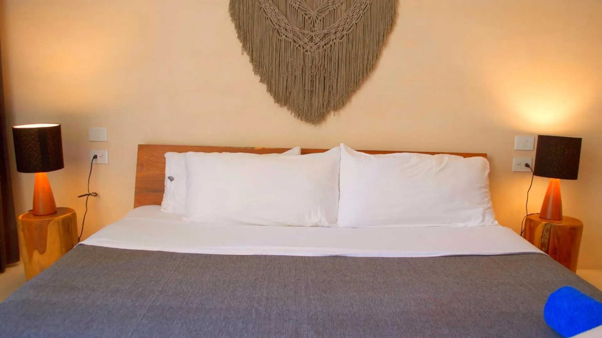 Central Tulum 0*,